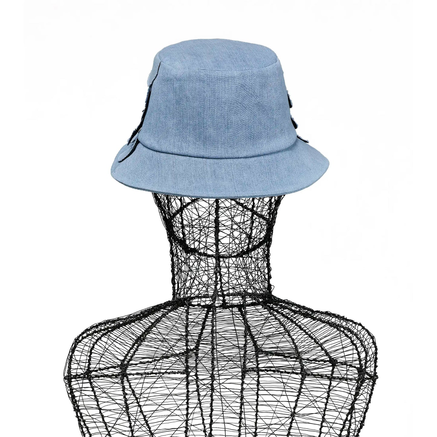 Bucket in denim chiaro con squame KOI COLLECTION