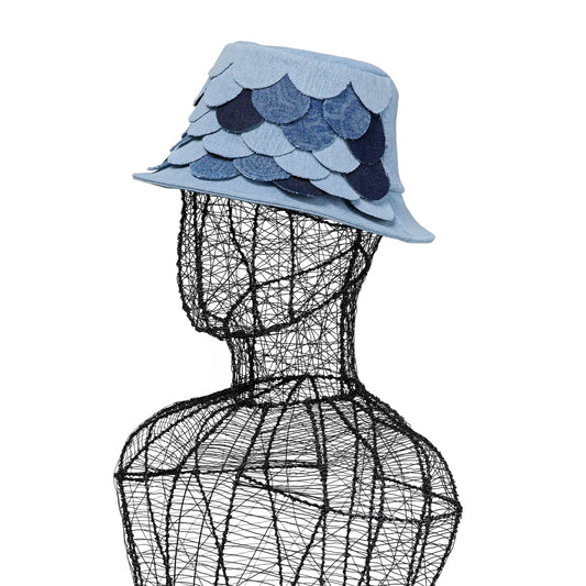 Bucket in denim chiaro con squame KOI COLLECTION