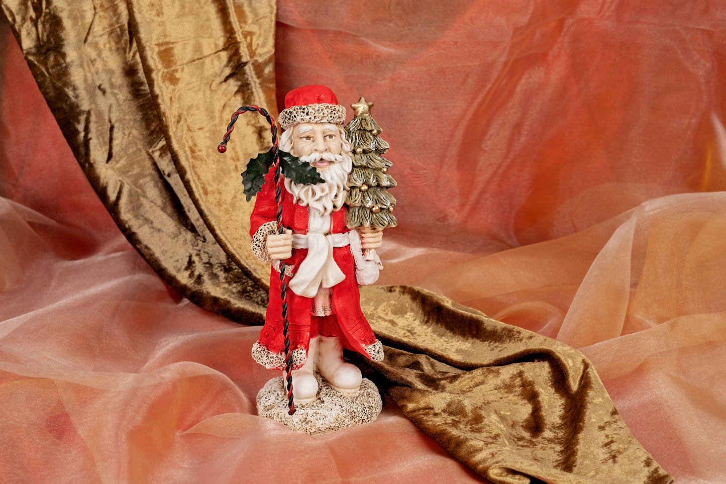 Babbo Natale con bastone e albero di Natale