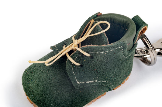 Portachiavi scarponcino verde in pelle