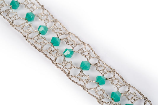 Bracciale a fascia in merletto con pietre dure