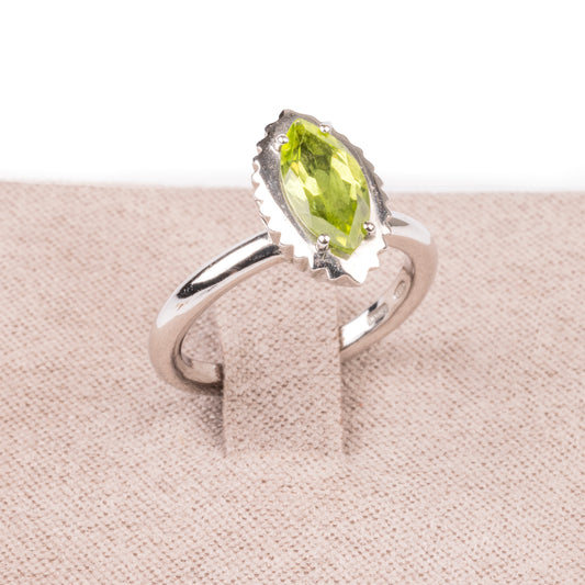 Anello Cupcake Peridoto e Argento - taglio a navette