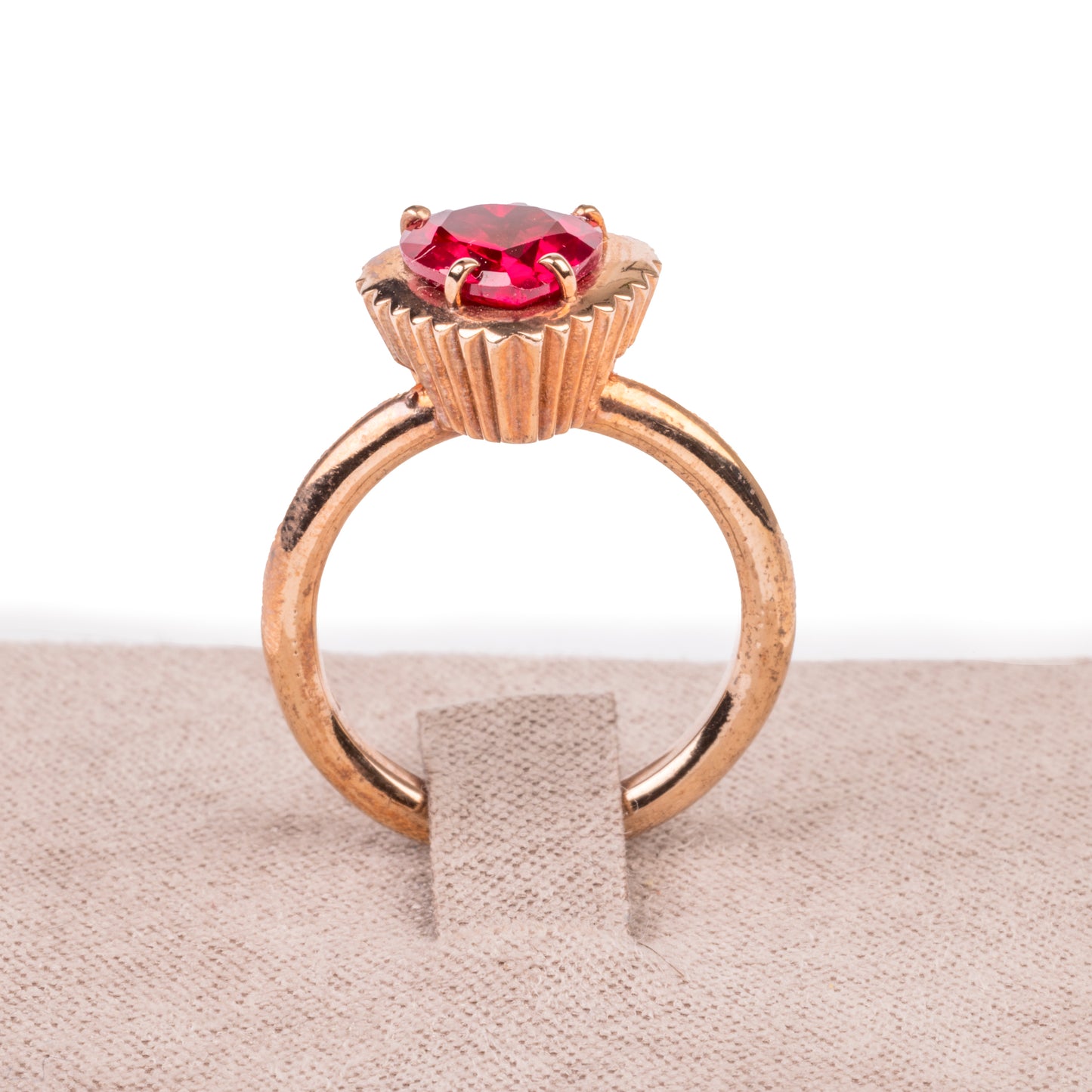 Anello Cupcake Rubino e Oro rosa - taglio a cuore