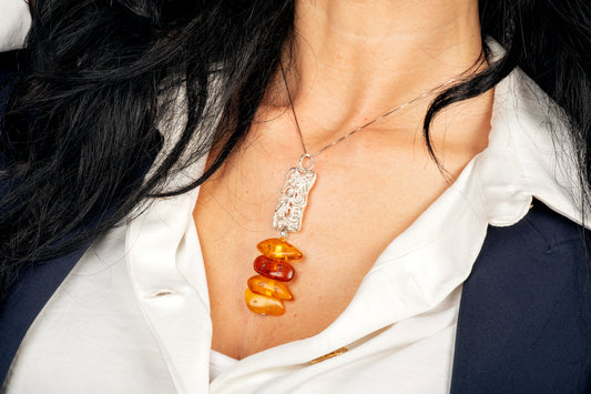 Ciondolo argento e ambra