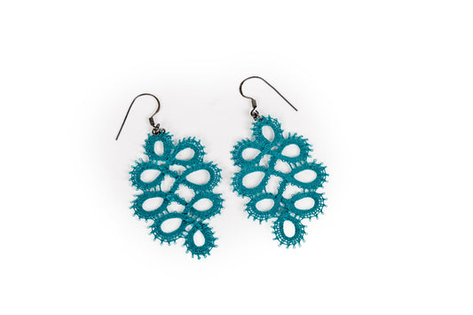 Orecchini in merletto color ottanio