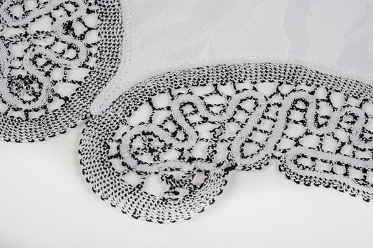 Centro in merletto a tombolo con staffa melange