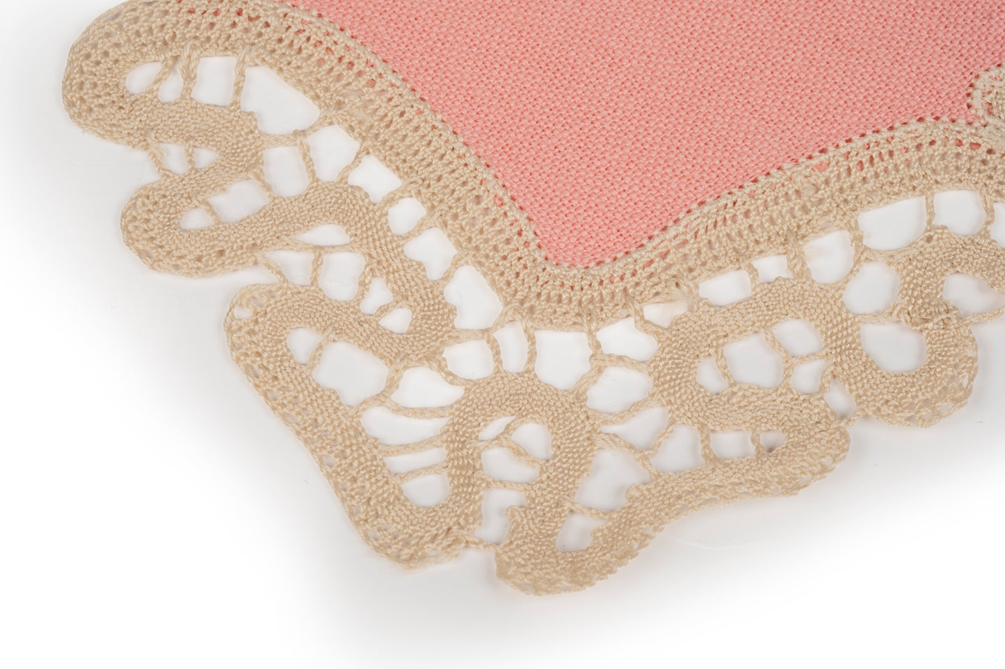 Centro in merletto con stoffa in puro lino rosa antico