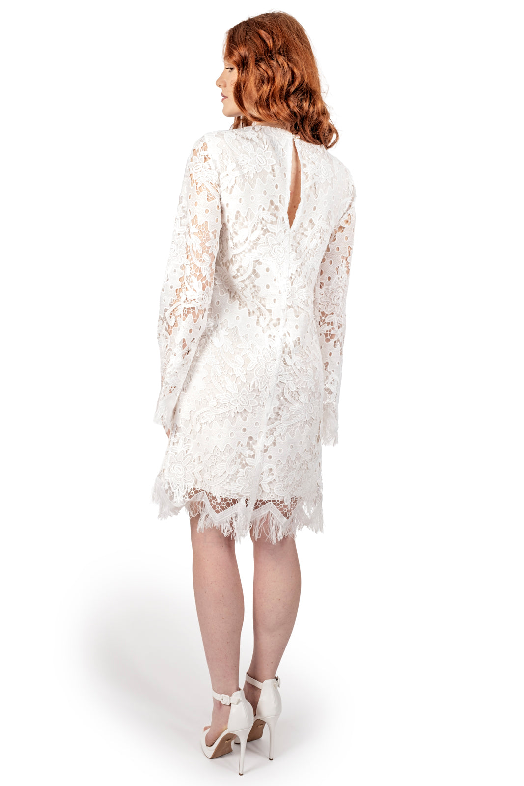 Abito corto in pizzo macramè e seta