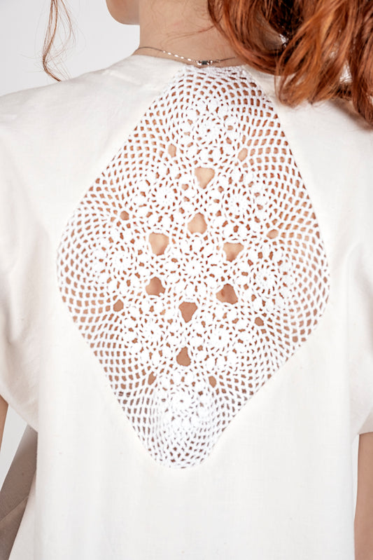 Blusa in tessuto antico primi del Novecento e intarsio crochet