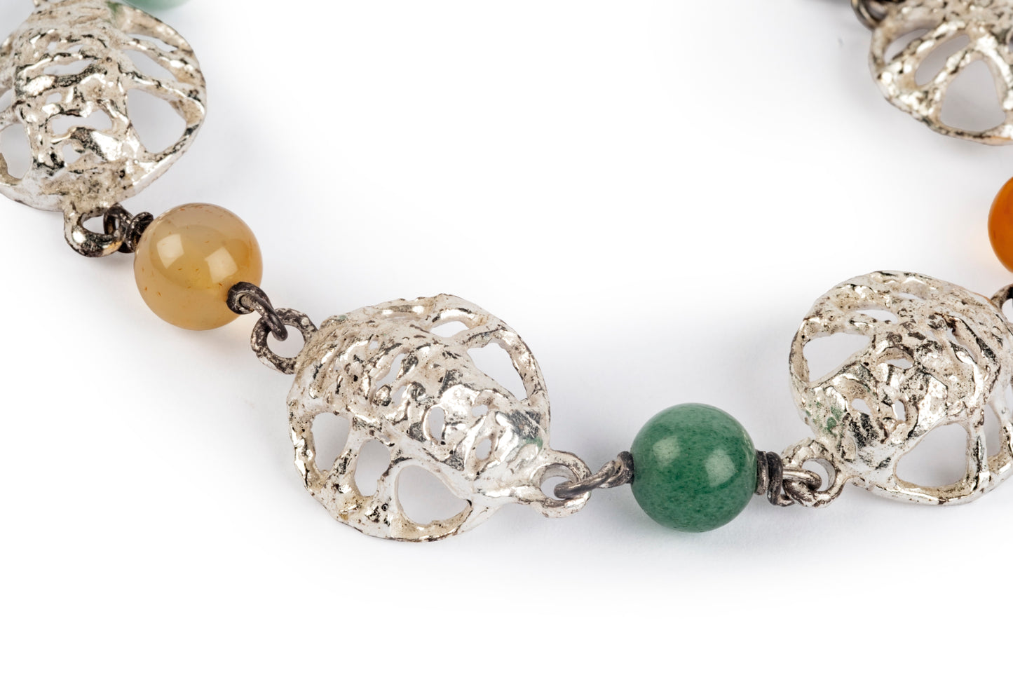 Bracciale argento, giada e corniola